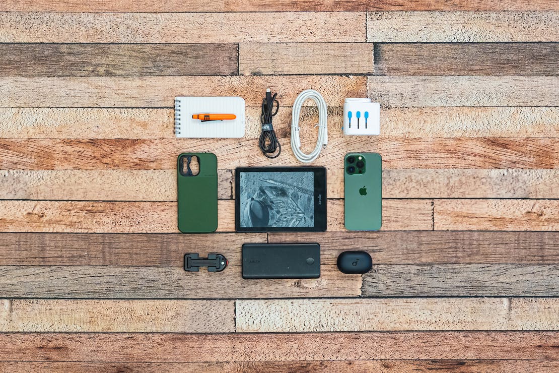 Hostel Packing List Tech